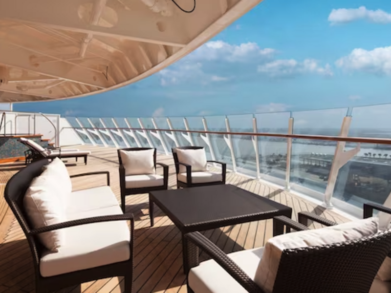 Concierge Royal Suite with Verandah